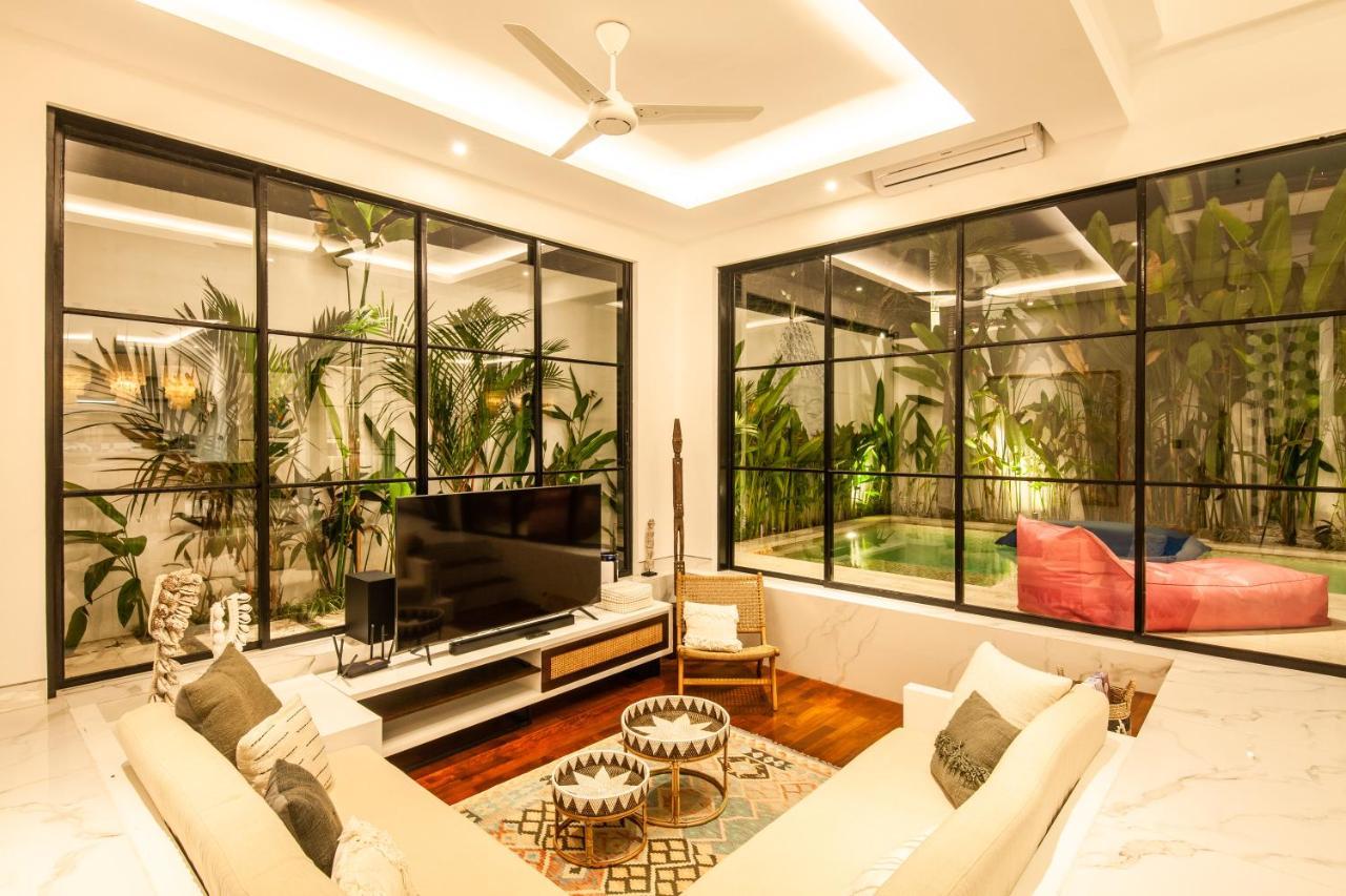 Luxury Villa Devina I Seminyak I Yoga & Gym Εξωτερικό φωτογραφία